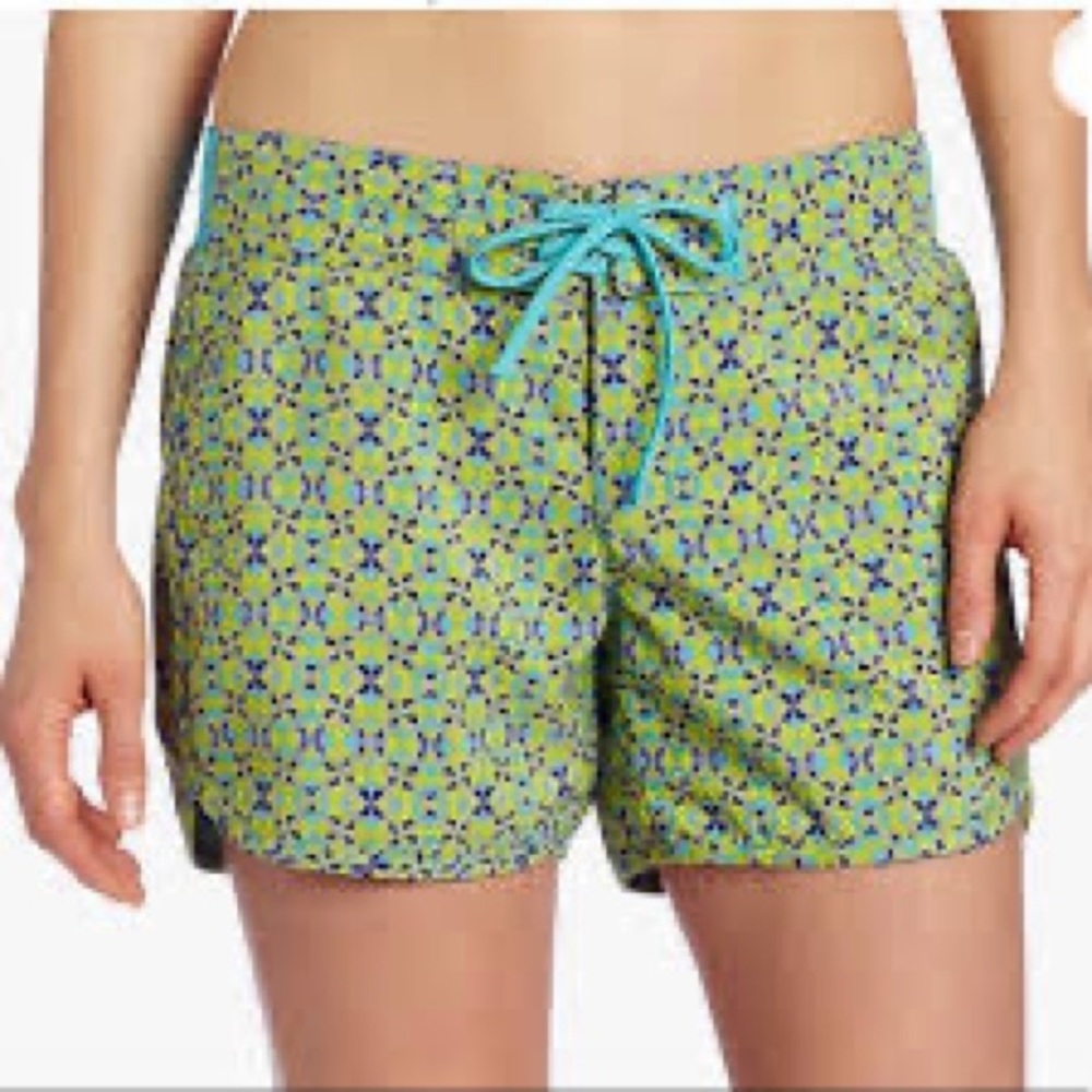 Women’s Columbia Shorts, Omni-Shield, Yellow & Turquoise running shorts medium